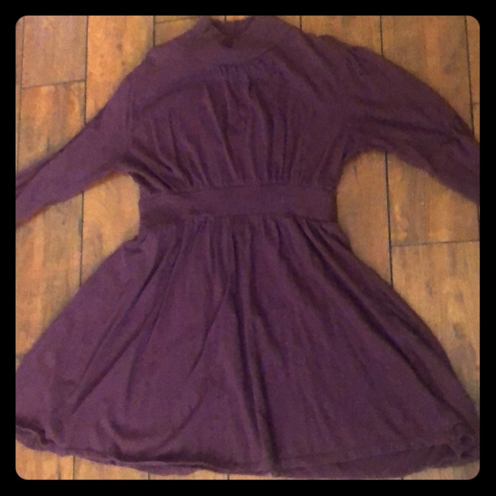 Flowy maroon keyhole blouse!! Cheap!